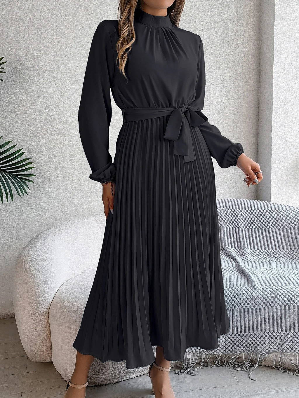 Elegant Pleated Lace Up Long Sleeve Maxi Dress For Spring