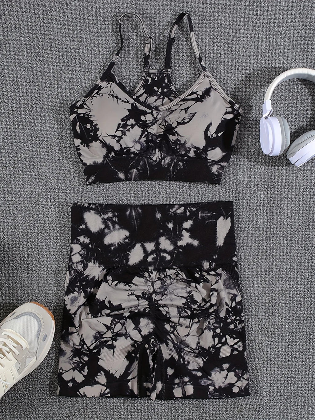 2-Piece Women Tie-Dye Sports Shorts and Crop Top Set Breathable Athletic Workout Gym Outfit Perfect for Yoga Fitness and Biking