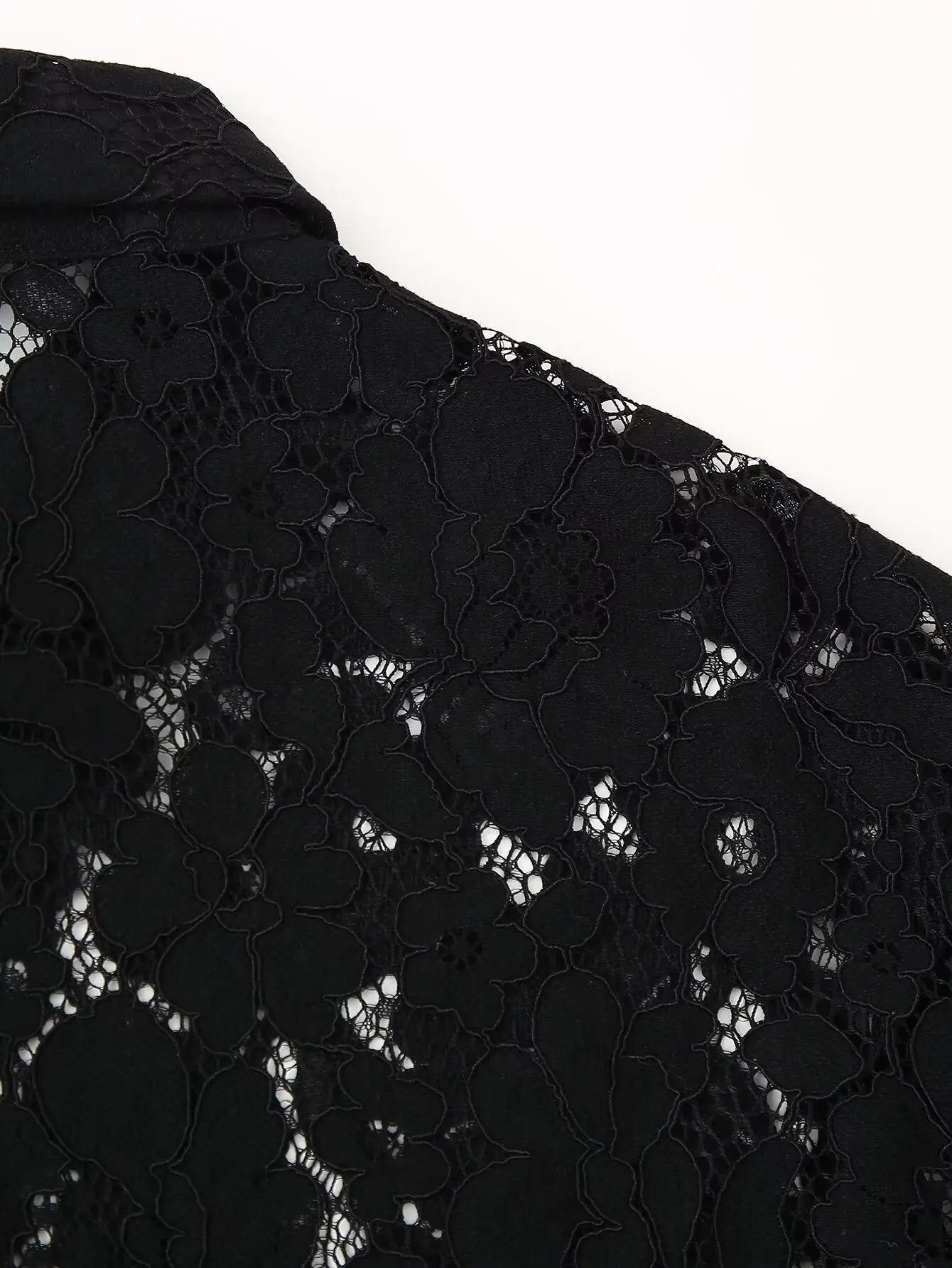 Black Lace Embroidered Short Shirt with Long Sleeves Elegant Autumn and Winter Fashion Top