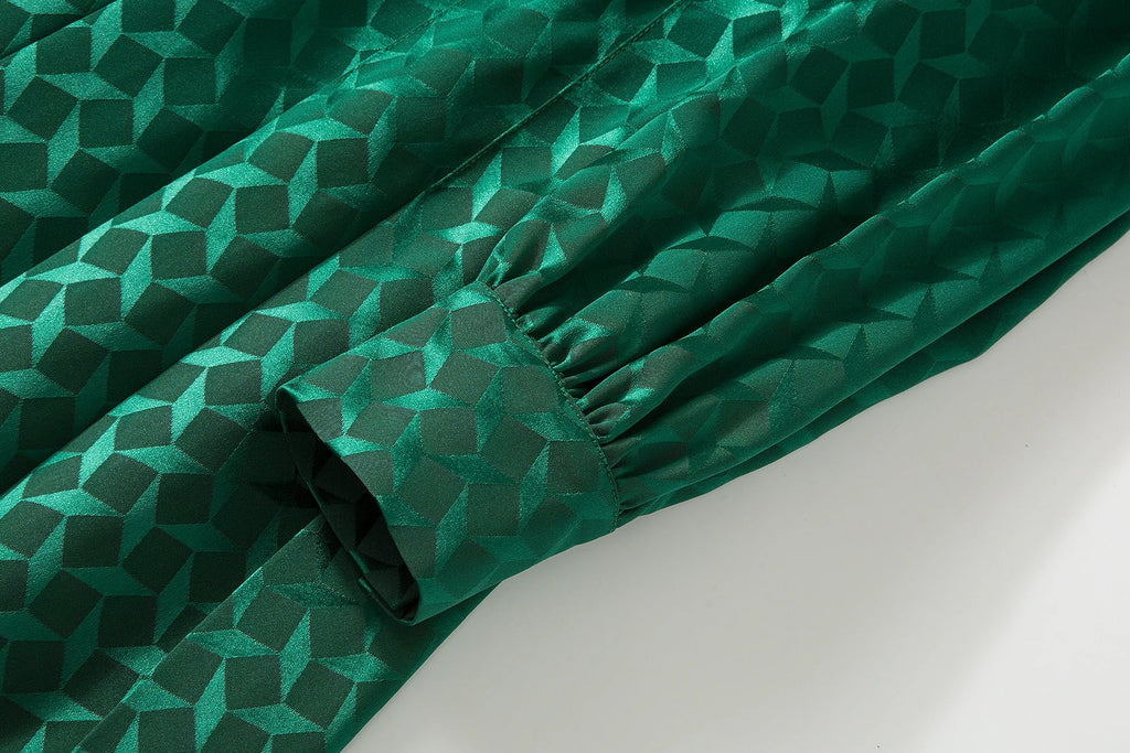 Elegant Green Pleated Long Sleeve Dress With Bow Collar