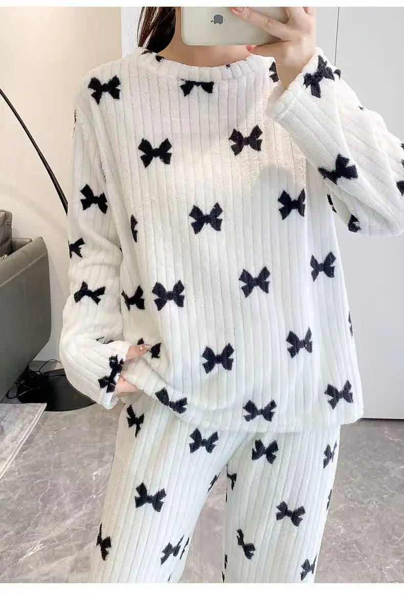 Cozy Women Pajama Set with Loose Top and Elastic Waist Wide Leg Fleece Pants Soft Bow Detail Autumn Winter Sleepwear Lounge Wear