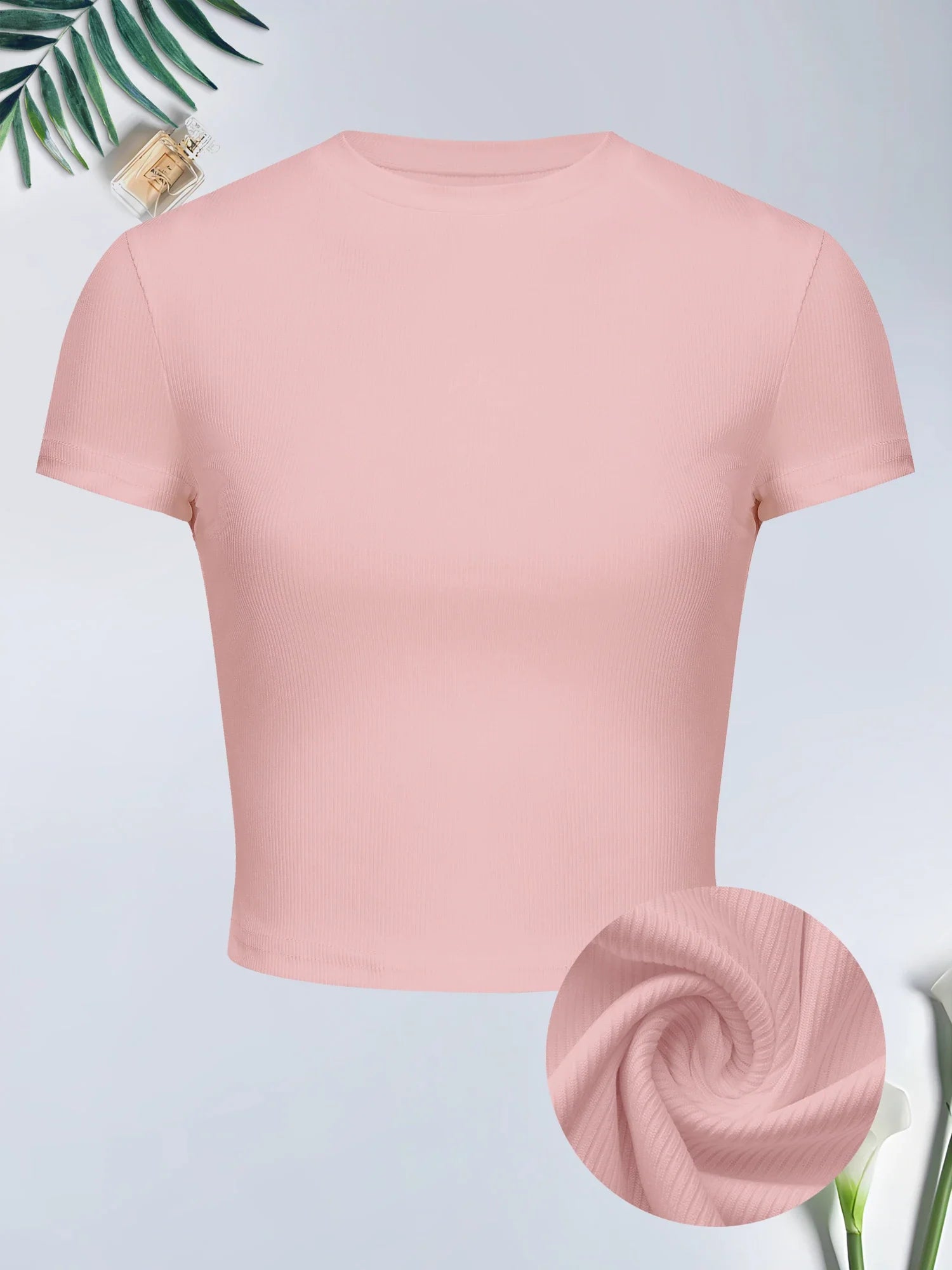 Casual White Short Sleeve T-Shirt for Women Slim Fit Summer Top