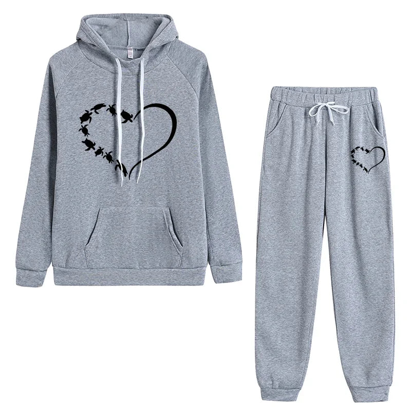 Women's Heart Printed Tracksuit Casual Hoodie and Jogging Pants Set for Daily Wear