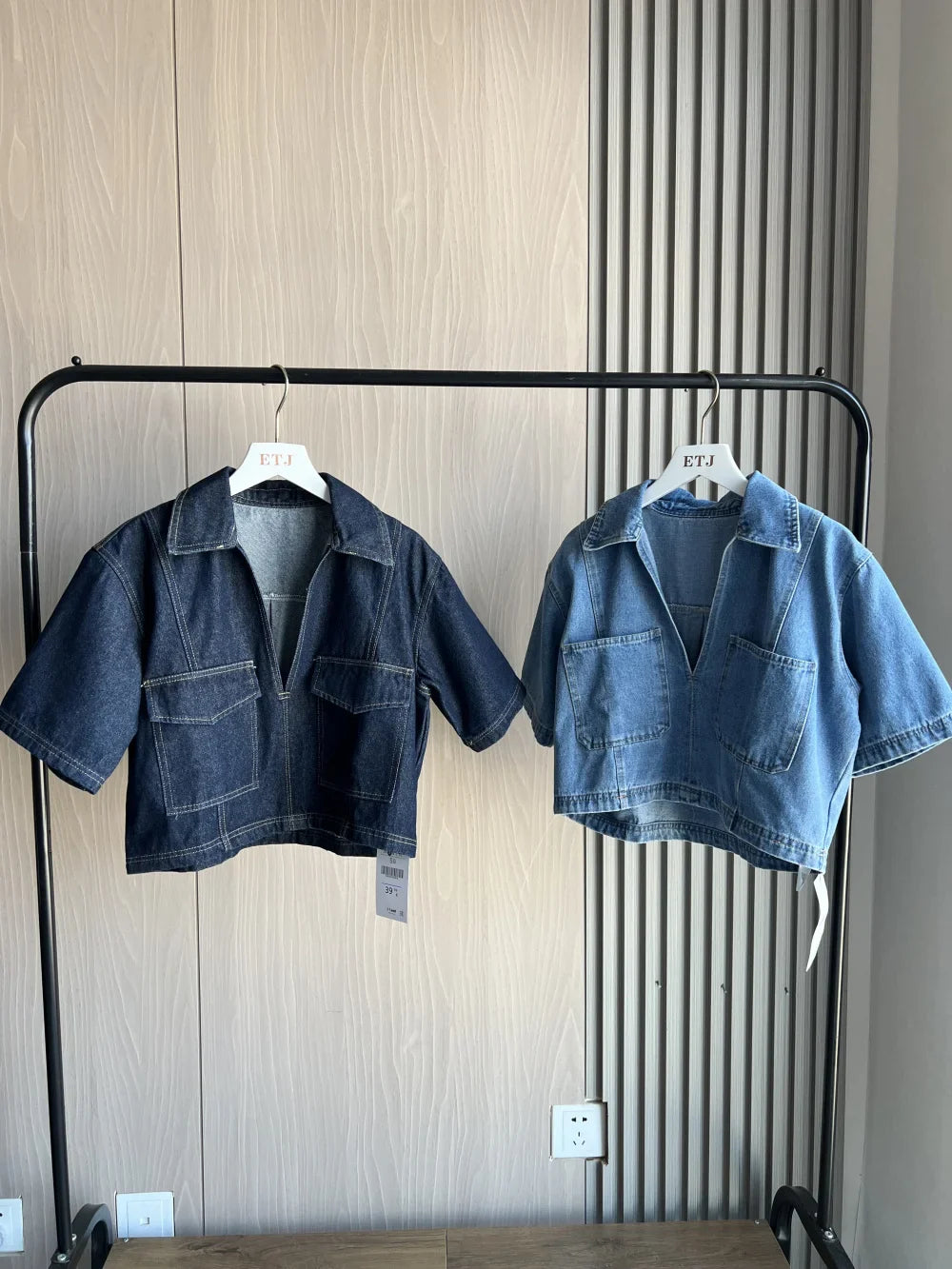 Sexy V Neck Loose Fit Short Denim Top with Asymmetrical Culottes Two Piece Denim Suit for Women