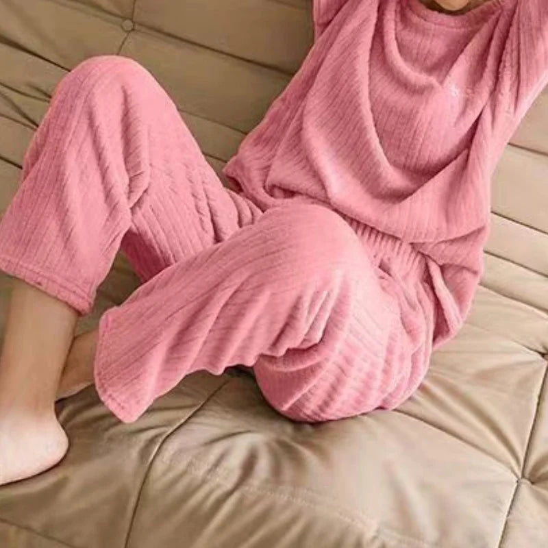 Cozy Women Pajama Set with Loose Top and Elastic Waist Wide Leg Fleece Pants Soft Bow Detail Autumn Winter Sleepwear Lounge Wear