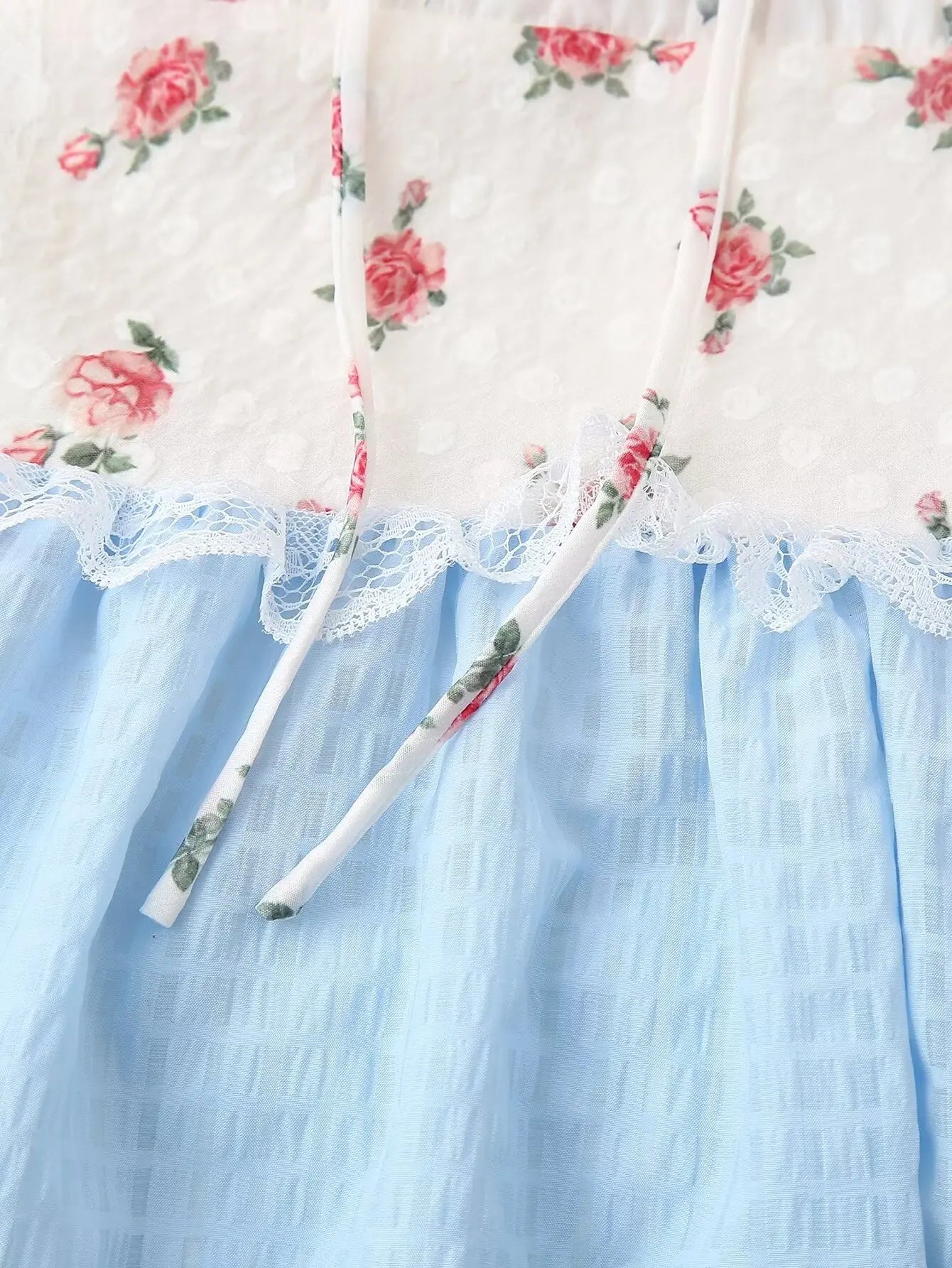 Backless Halter Neck Dress With Lace Stitching For Summer