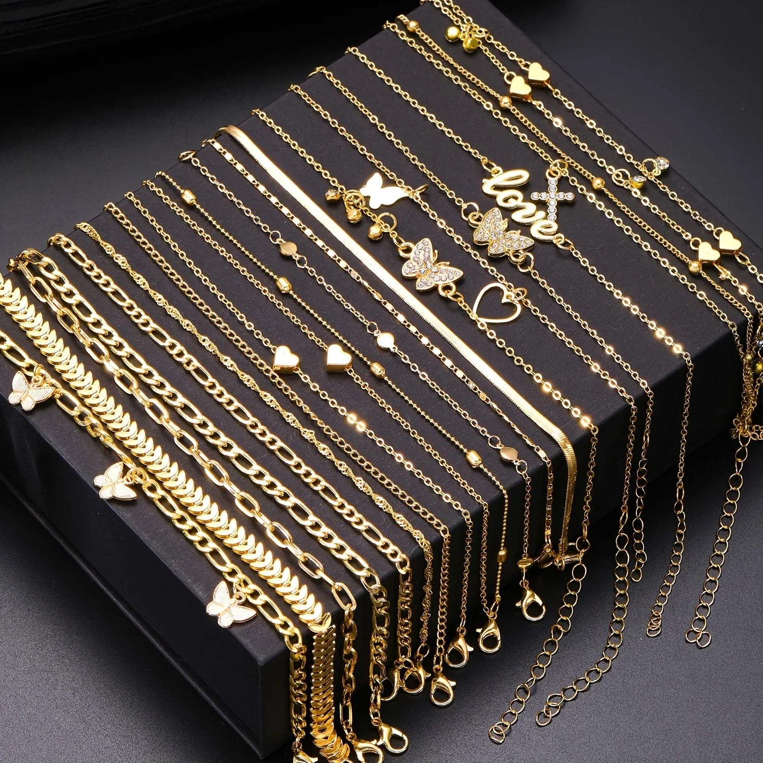 18Pcs Bohemian Summer Beach Anklet Set with Vintage Butterfly Heart Crystal Pendant Foot Bracelets for Women Fashion Jewelry Gift