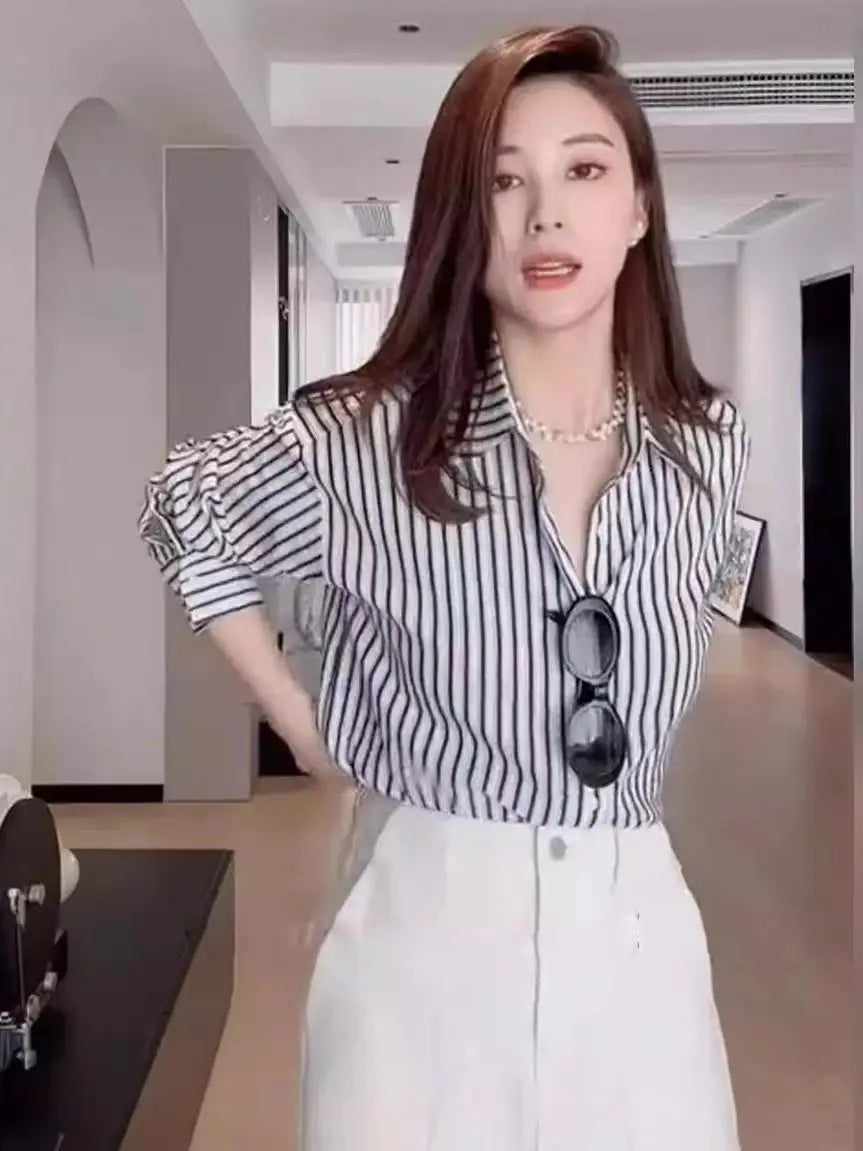 Elegant Black Striped Blouse for Women Casual Long-Sleeve Office Shirt Sophisticated Temperament Top for Ladies