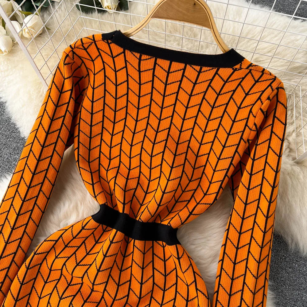 Autumn Plaid Knit Dress Women V Neck Elastic Waist Midi