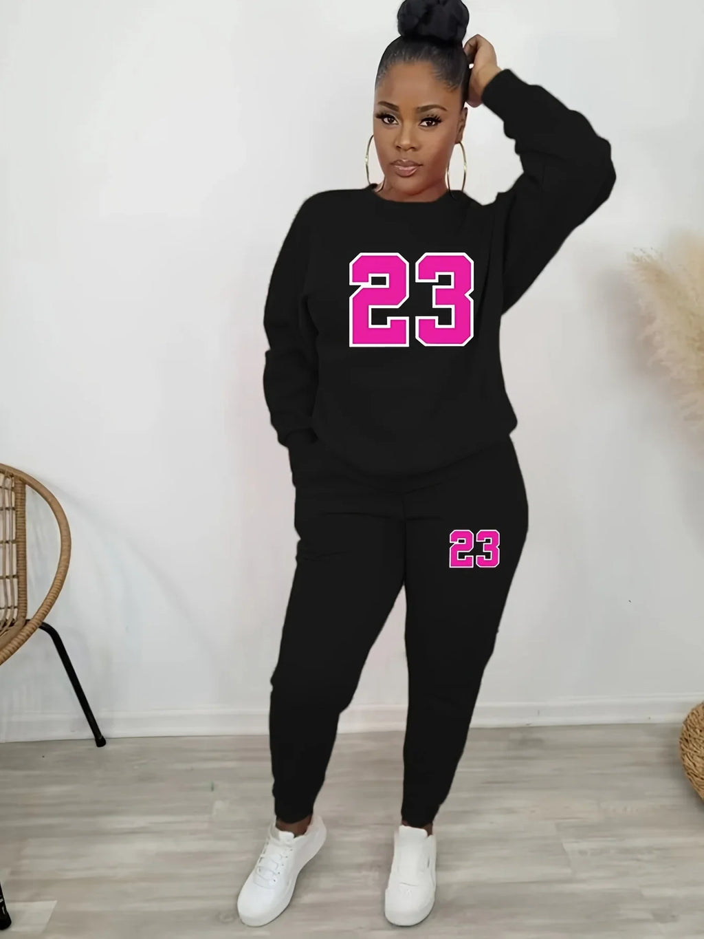 Casual Two-Piece Kangaroo Pocket Sweatshirt Set for Women with Round Neck and Solid Long Sleeves