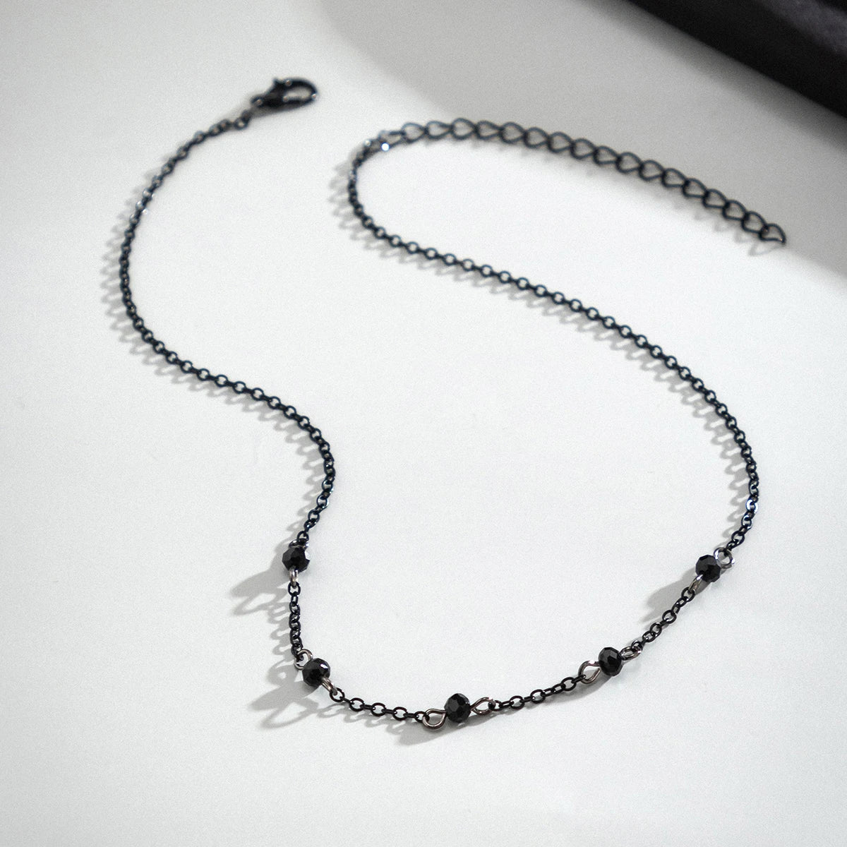 Minimalist Crystal Beads Ball Chain Necklace for Women Simple Black Link Choker Jewelry for Parties and Weddings