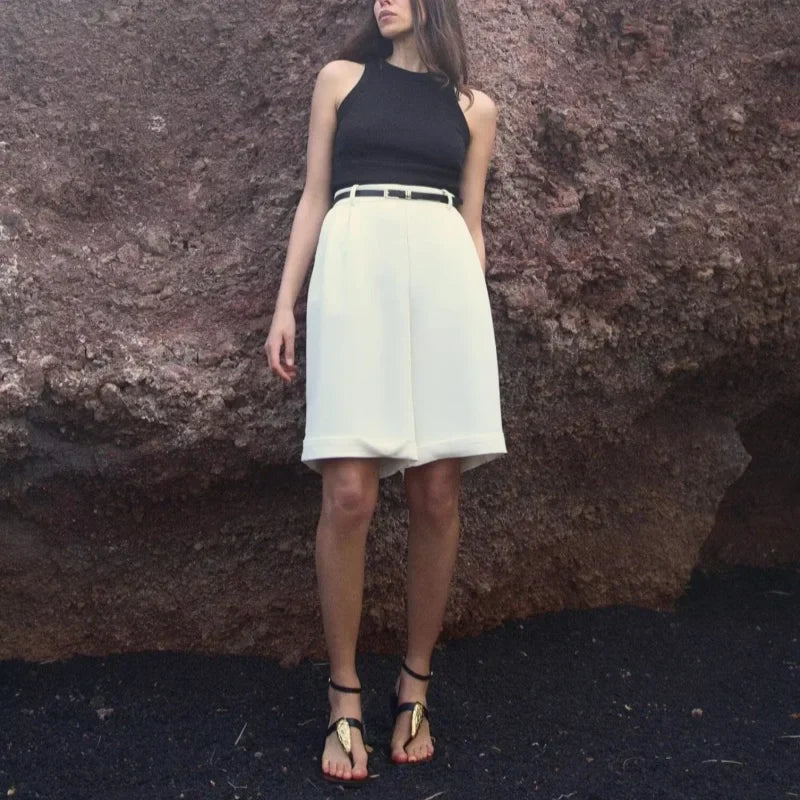 Slim Fit Sleeveless Jumpsuit with Belt Stylish Short Romper for Versatile Fashion Looks