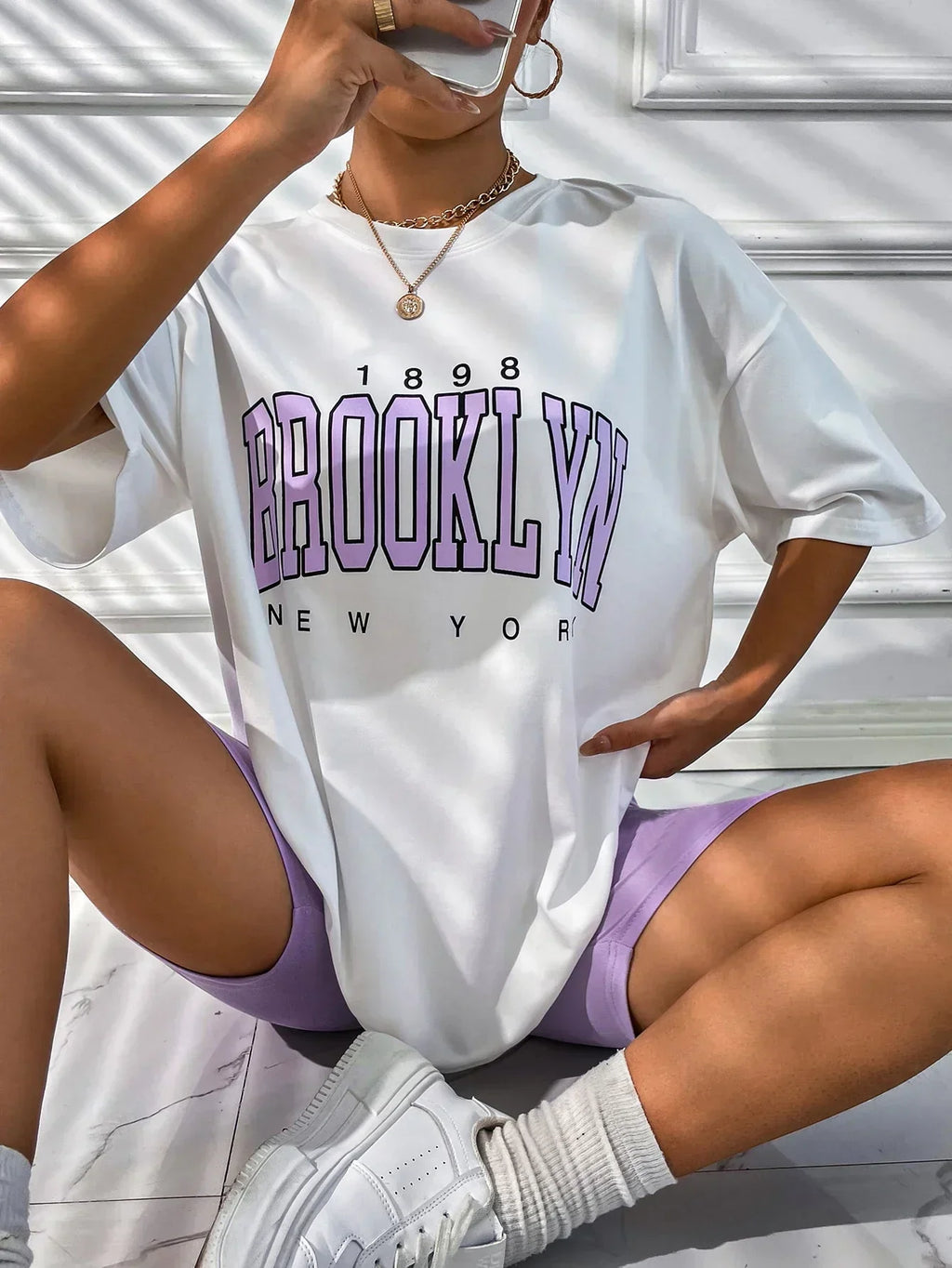 Women Black Graphic T Shirt with Brooklyn York Letter Print Cute Summer Tee