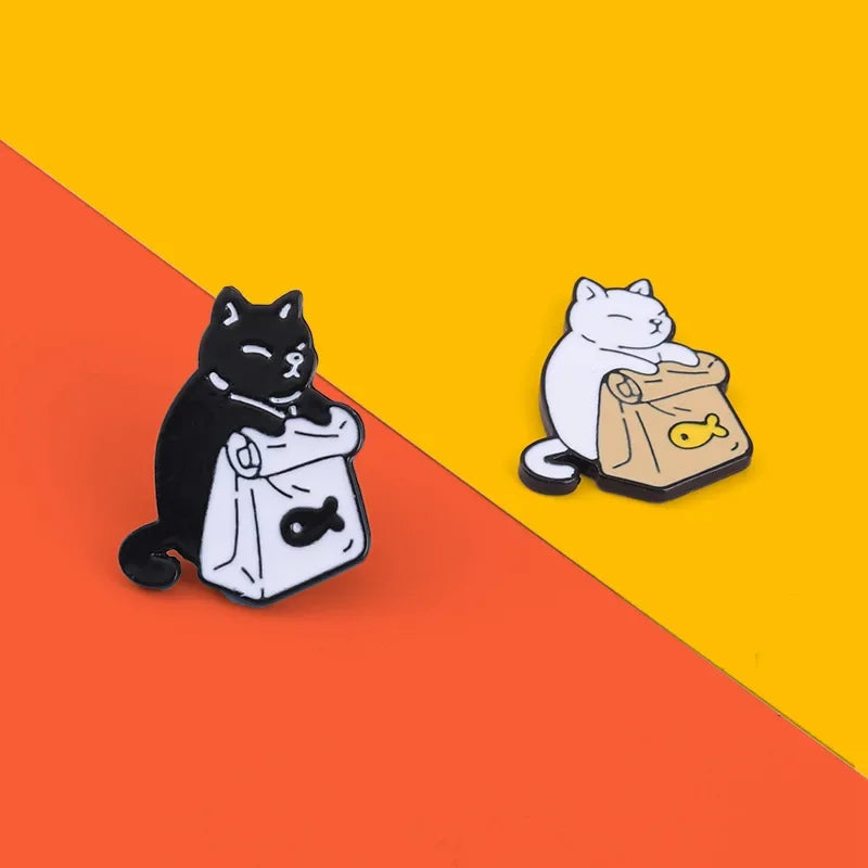 Cute Black White Cat Brooch Set Cartoon Animal Lapel Pins for Clothes and Backpack Accessories