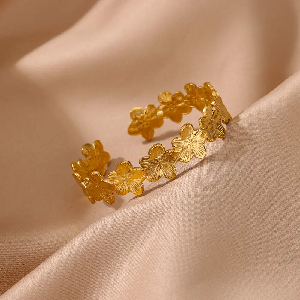 Vintage Flower Bangles for Women Gold Stainless Steel Floral Bracelets Jewelry Gift