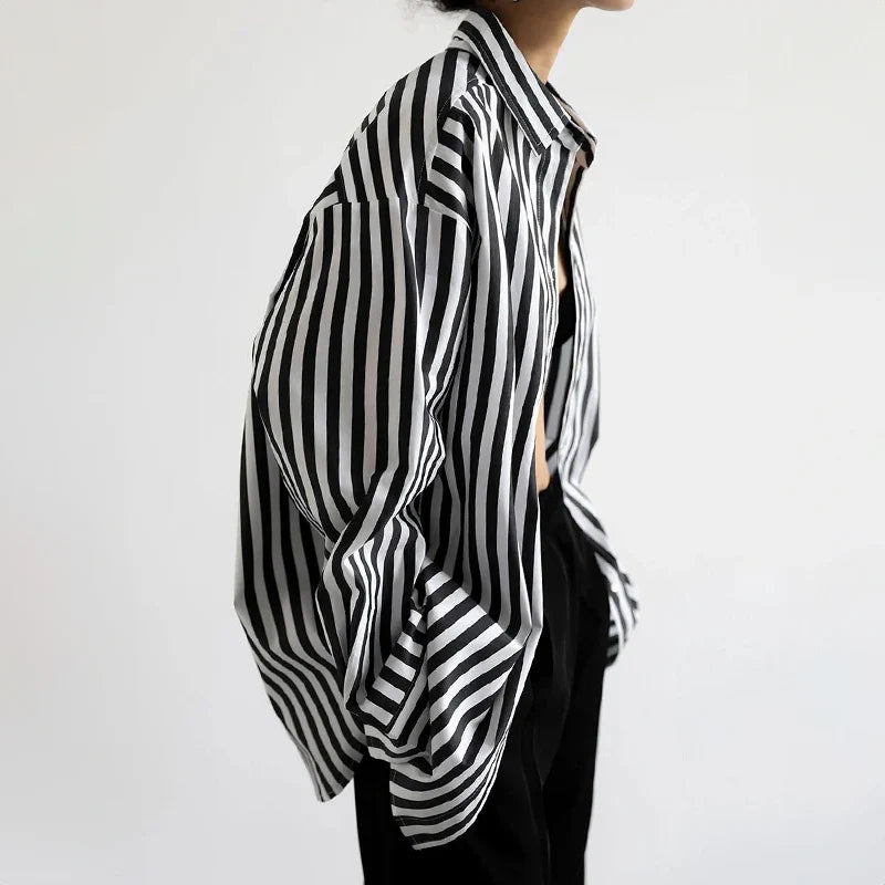 Women Black and White Striped Button Down Shirt Oversized Long Sleeve Boyfriend Blouse Casual Loose Fit Tops for Women