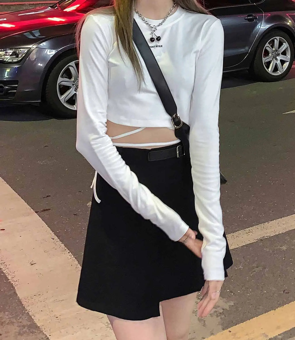 Long Sleeve Women's Crop Top Stylish Bandage Design for Spring Fashion