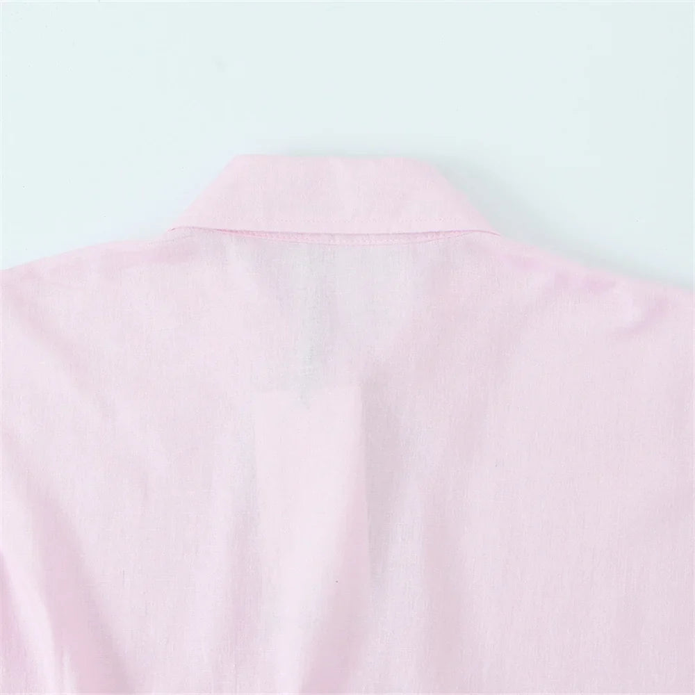 Loose Fitting Women's Shirt with Lapel and Buckle Solid Color Design Casual Chic Spring and Summer Blouse