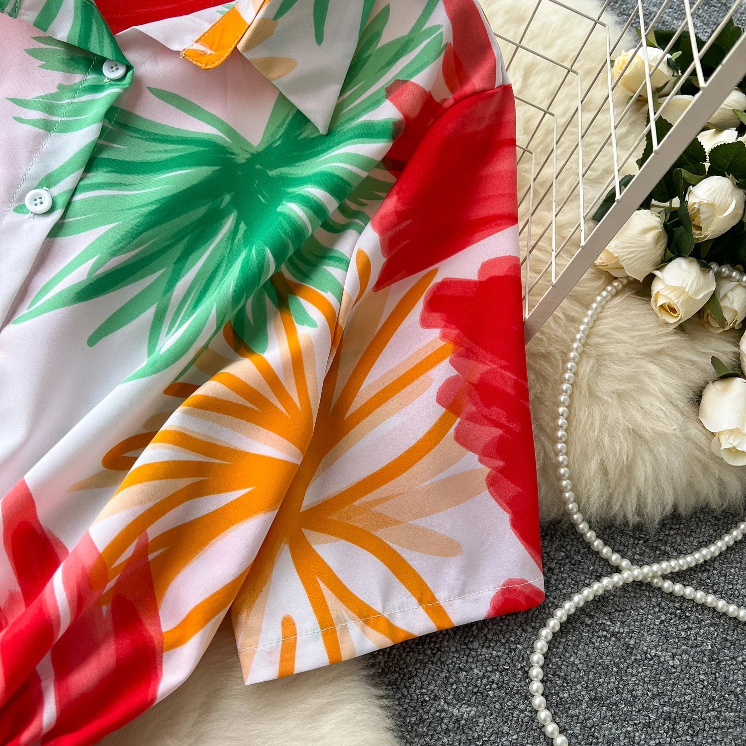 Summer Fashion Print Two Piece Set for Women with Loose Short Sleeve Tops and Elastic Waist Wide Leg Cropped Pants