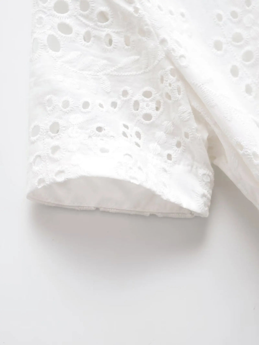 Elegant Eyelet Midi Dress With Belt Tie Short Sleeve