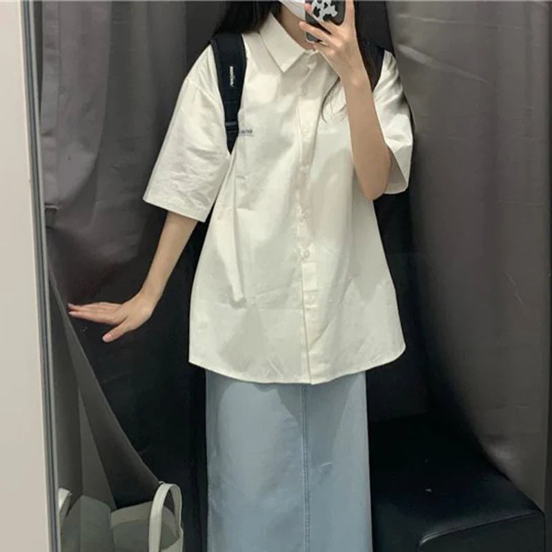 Elegant White Short Sleeve Button-Up Shirt for Women Casual Loose Fit College Style Student Top