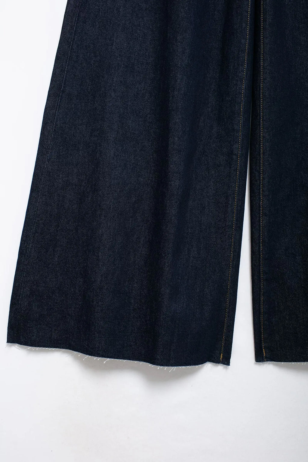 Denim V-Neck Collarless Vest Outfit with Long Pants for Women in Autumn