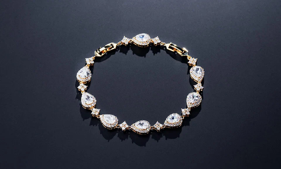 Geometric Water Drop CZ Bracelet for Women - Elegant Zircon Jewelry for Weddings and Parties