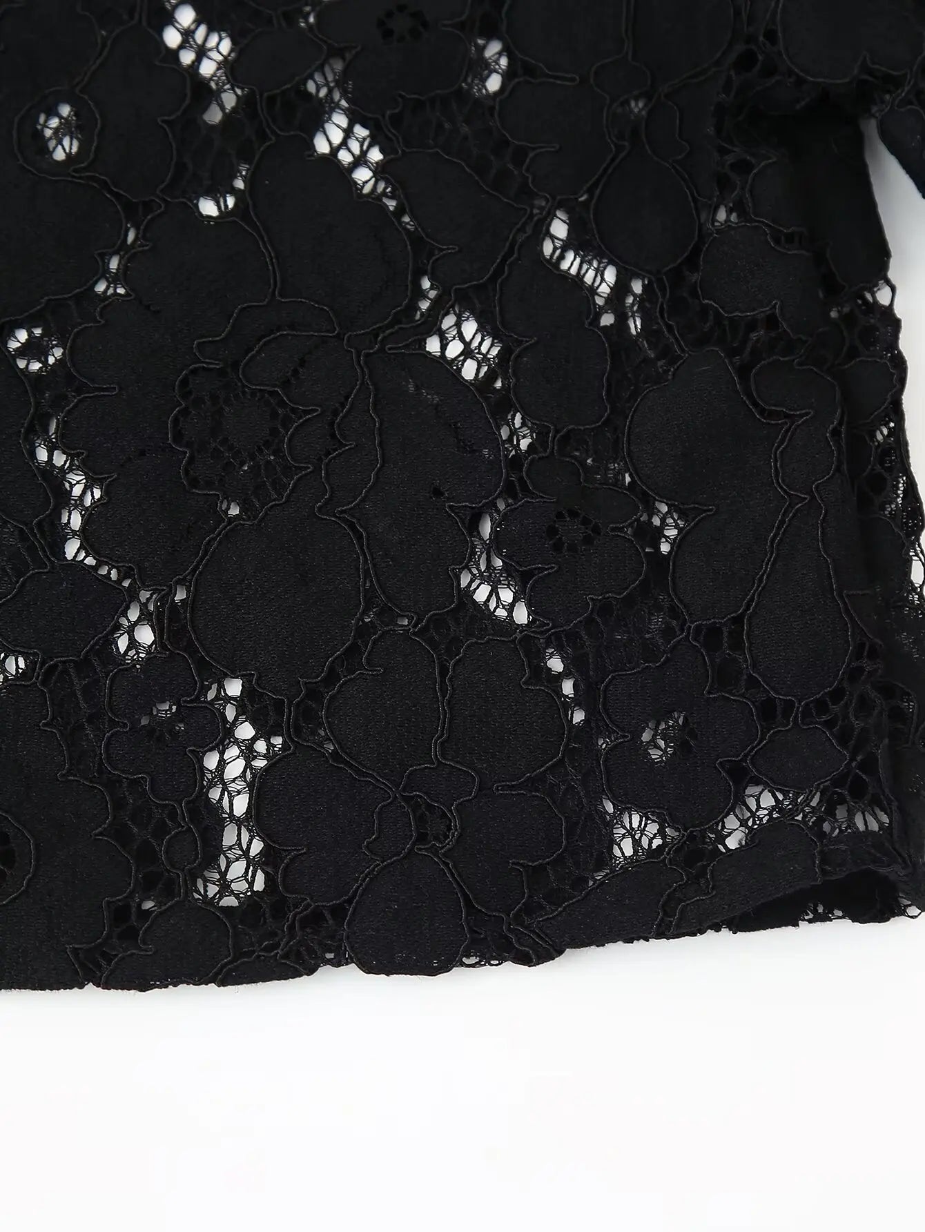 Black Lace Embroidered Short Shirt with Long Sleeves Elegant Autumn and Winter Fashion Top
