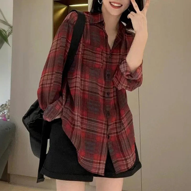 Breezy Oversized Plaid Shirt for Women Long Sleeve Collared Button-Down Blouse Casual Spring Summer Boyfriend Style Top
