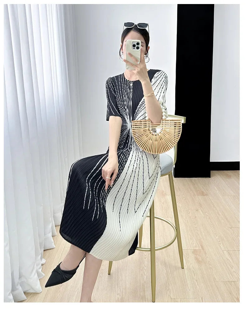 Women Pleated Dress Black White Print O Neck Short Sleeve