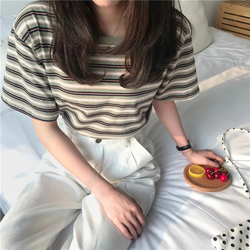 Korean Loose Striped T-shirts for Women Short Sleeves Round Neck Casual Top