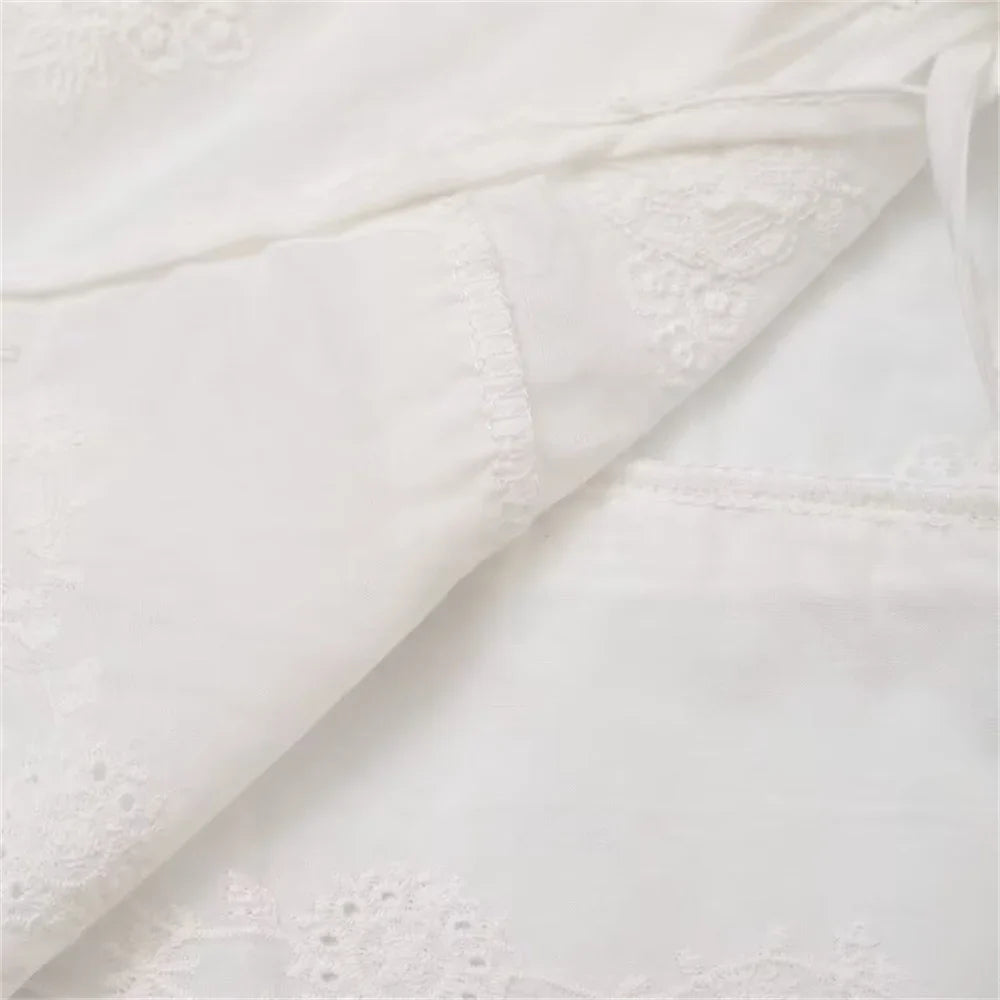 White Embroidered Shirt with Elegant French Bow Detail Slim Fit Three-Dimensional Styling Casual and Business Wear