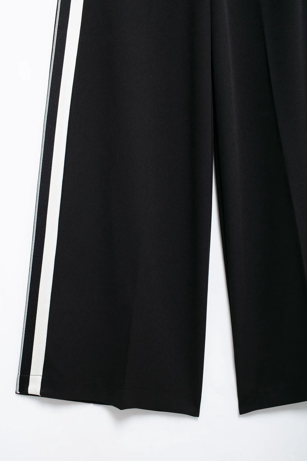 Women Casual Sports Suit with Side Stripe Long Sleeve Zipper Jacket and Wide Leg Pants