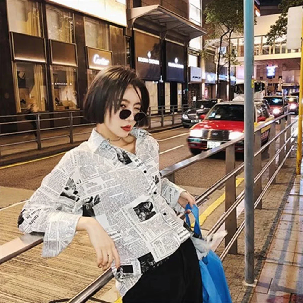 Women's Loose Fit Summer Blouse Thin Breathable Newspaper Print Shirt Sun Protection Long Sleeve Top Casual Streetwear