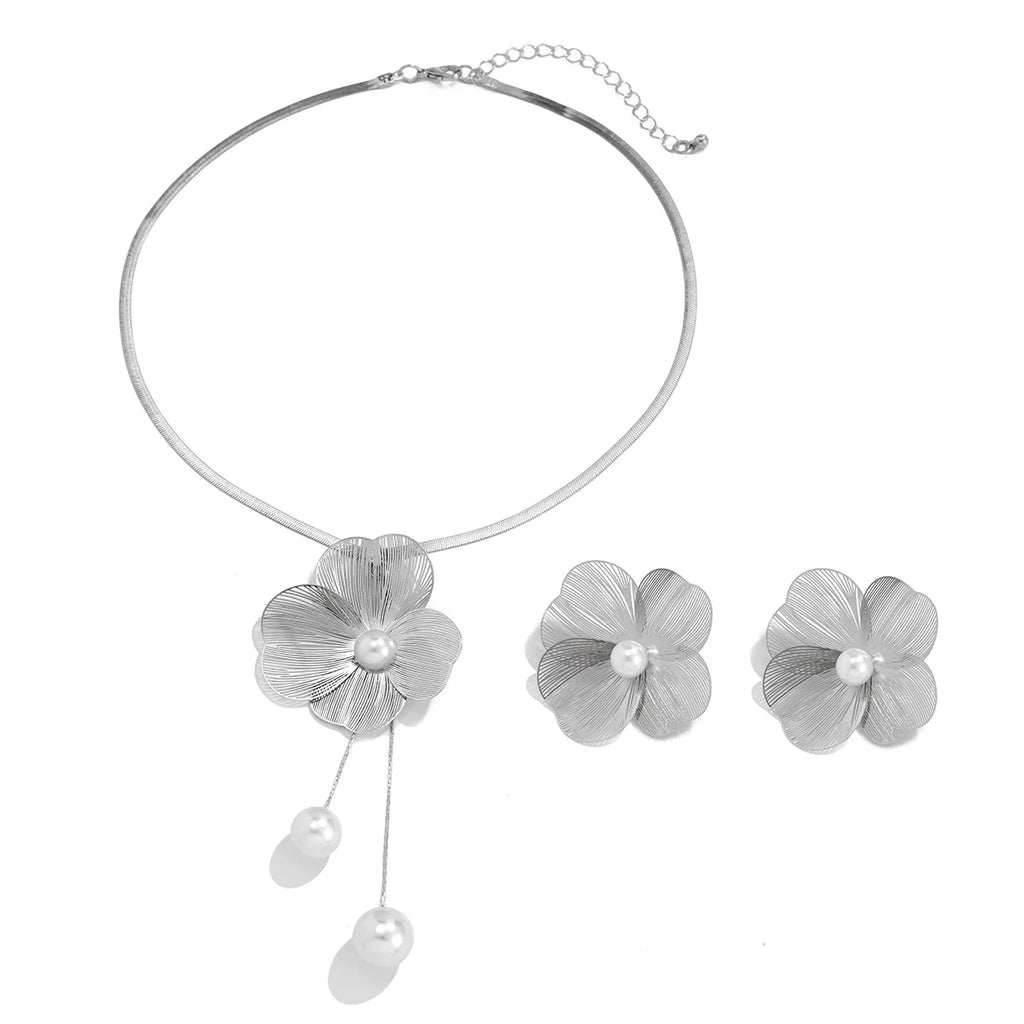 Romantic Flower Petal Imitation Pearl Pendant Choker Necklace and Stud Earrings Jewelry Set for Women