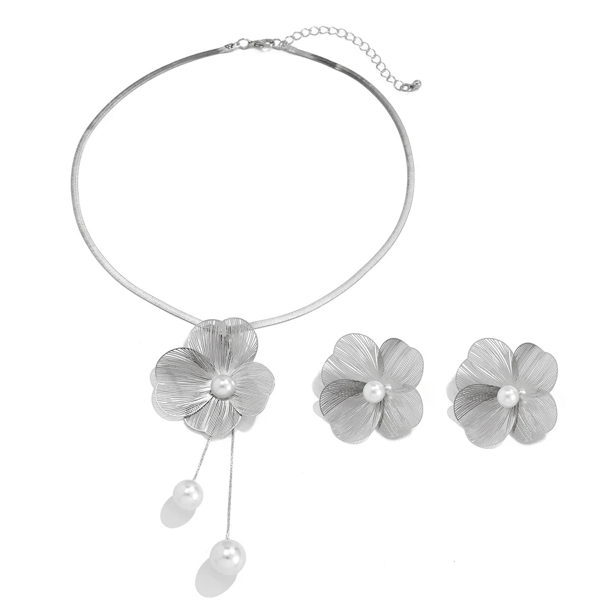Romantic Flower Petal Imitation Pearl Pendant Choker Necklace and Stud Earrings Jewelry Set for Women
