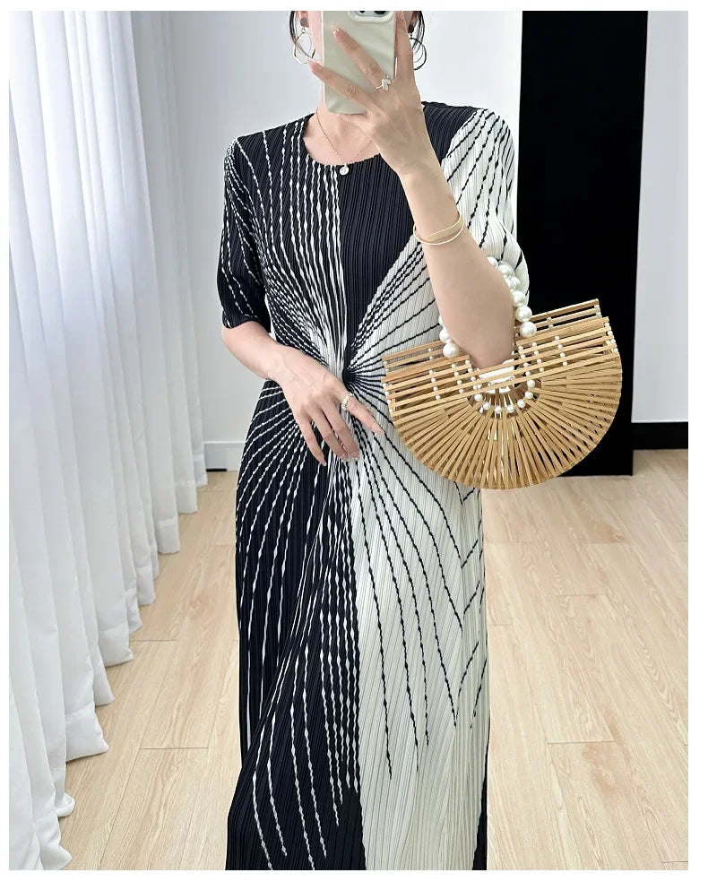 Women Pleated Dress Black White Print O Neck Short Sleeve