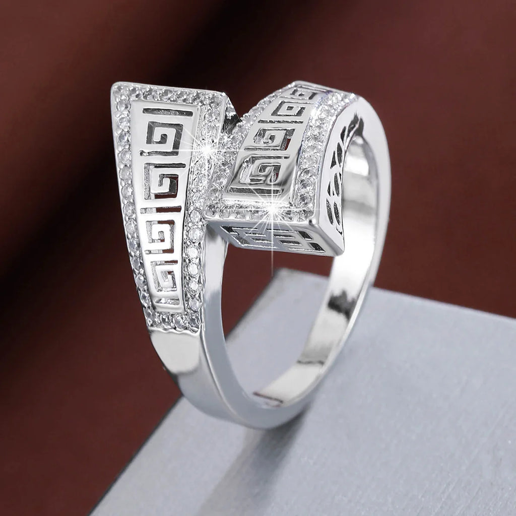 Ladies Geometric Zircon Ring for Elegant Personality Style