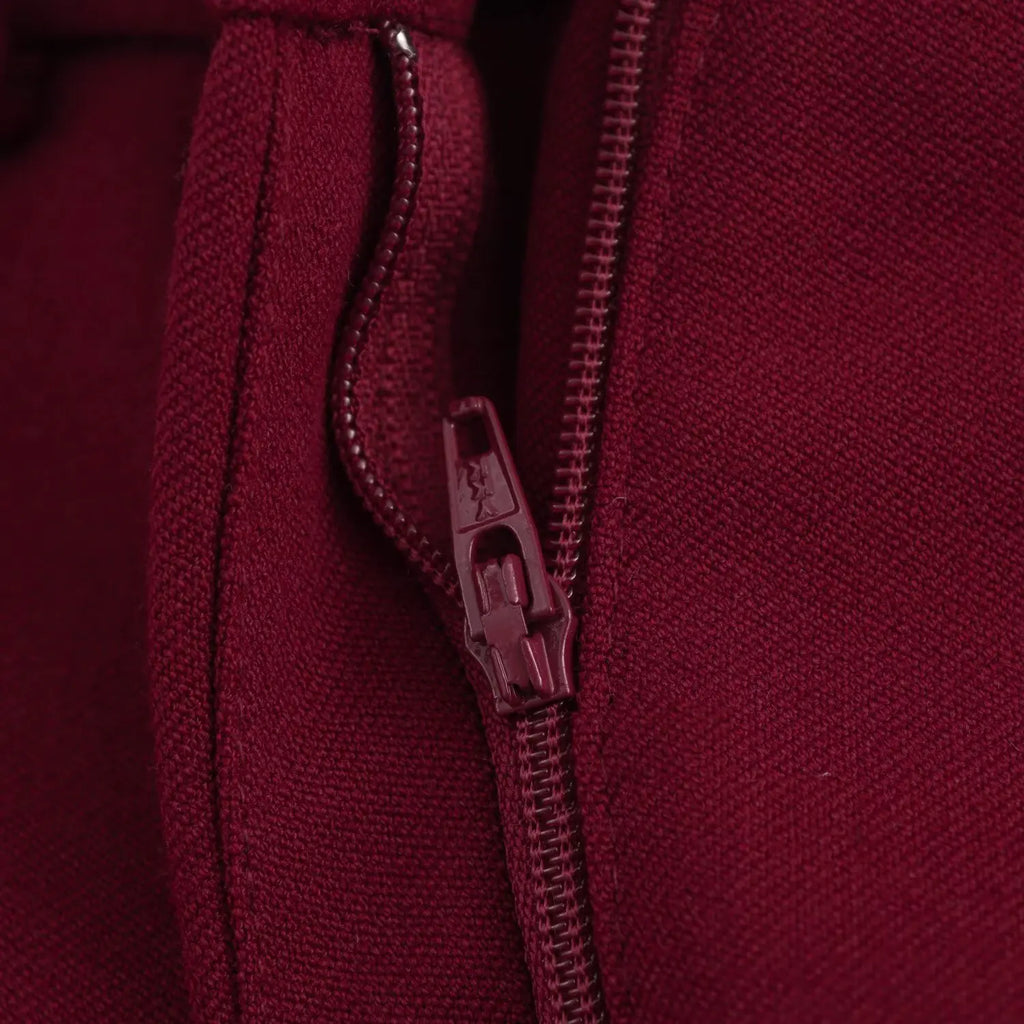 Women's V-neck Sleeveless Tank Top with Pocket and Solid Color Bellbottom Pants Set for Spring Fashion