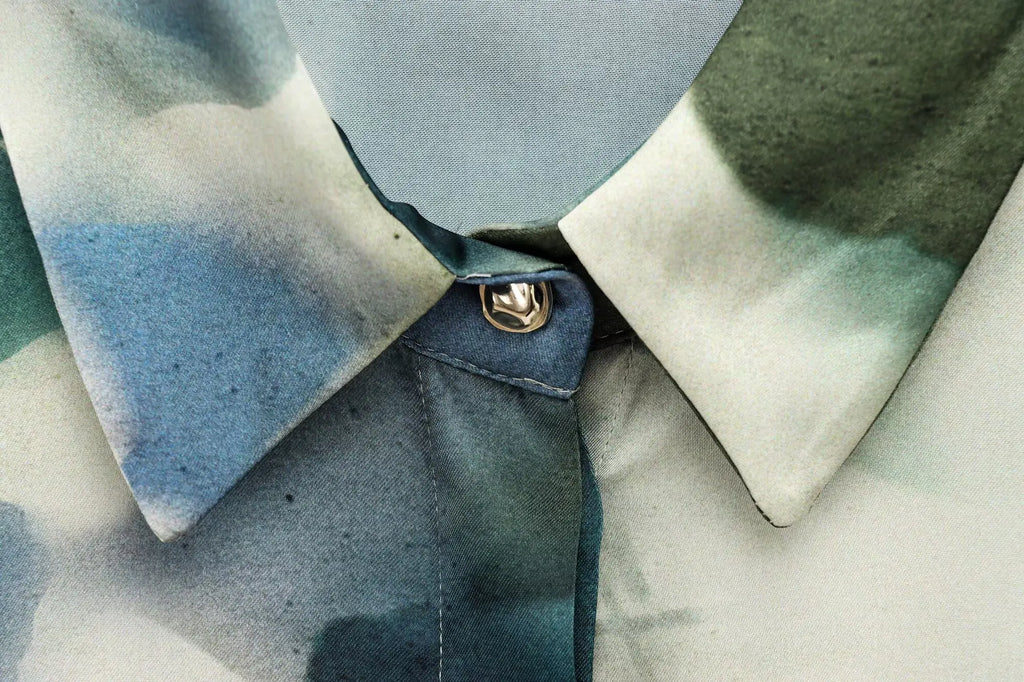 Elegant Printed Silk Satin Lapel Long Sleeve Shirt for Women with Soft Texture and Stylish Fit