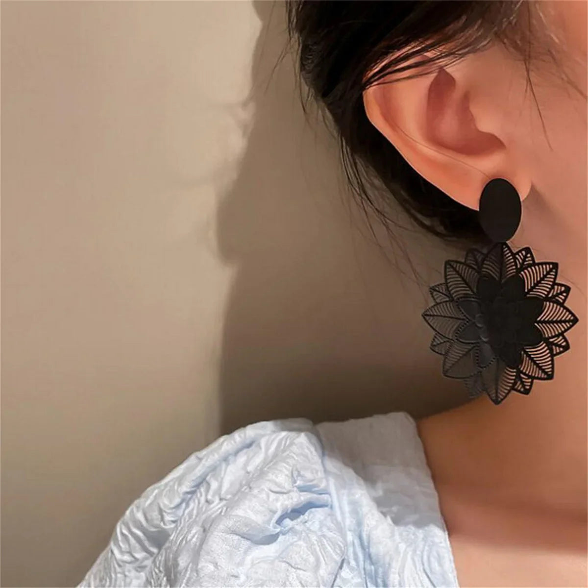 Vintage Punk Black Flower Drop Earrings for Women Gothic Butterfly Heart Wings Jewelry