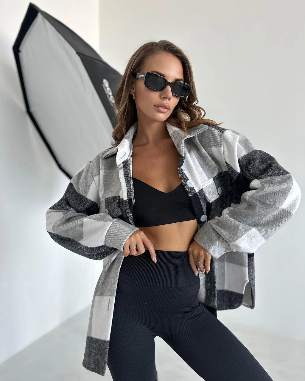 Women's Flannel Lapel Plaid Shirt Jacket Long Sleeve Button Down Thin Warm Coat Blouse for Autumn Casual Wear