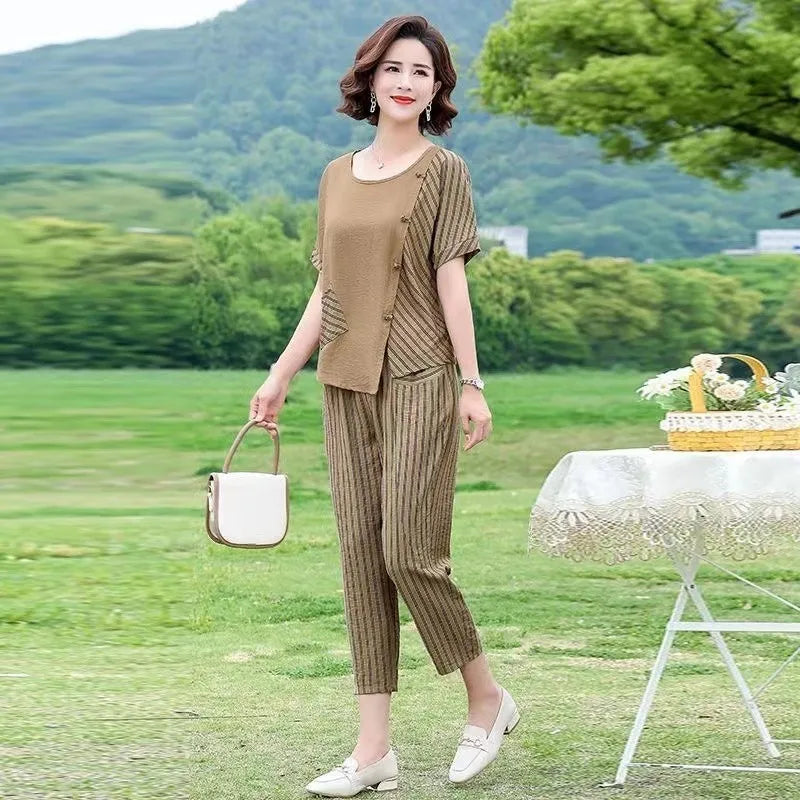 Vintage Cotton Linen Summer Outfit for Women Two Piece Suit with Loose Pants and Short Sleeve Blouse