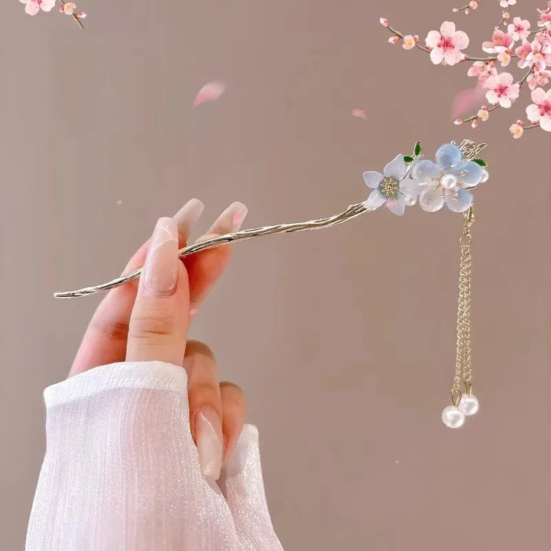 Romantic Chinese Style Hairpin Jewelry Accessory for Women and Girls Daily Wear