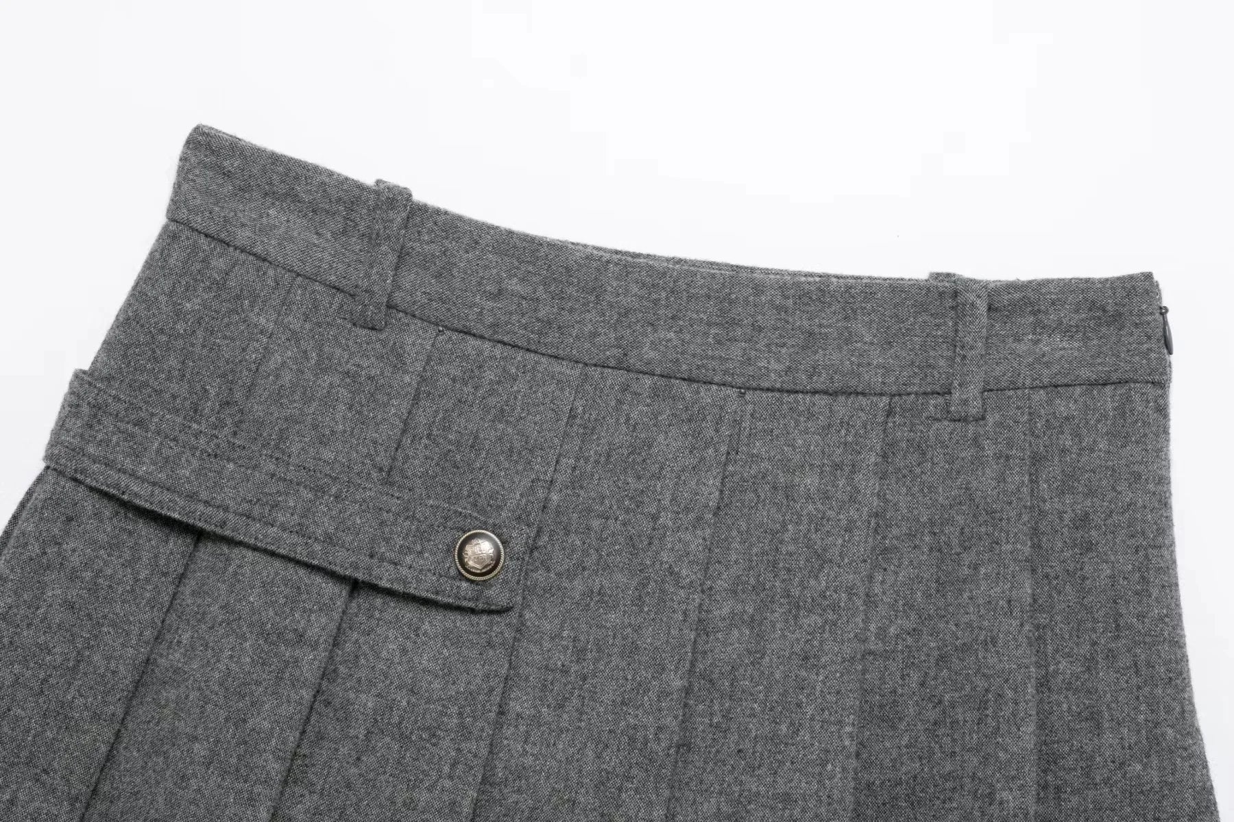 Double Breasted Epaulet O Neck Jacket with Chic Sashes and Pleated Mini Skirt Women's Streetwear Suit