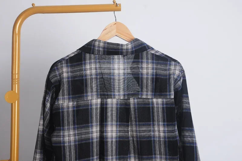 Women's Plaid Long Sleeve Shirt Vintage Button-Up Blouse Casual Lightweight Summer Top