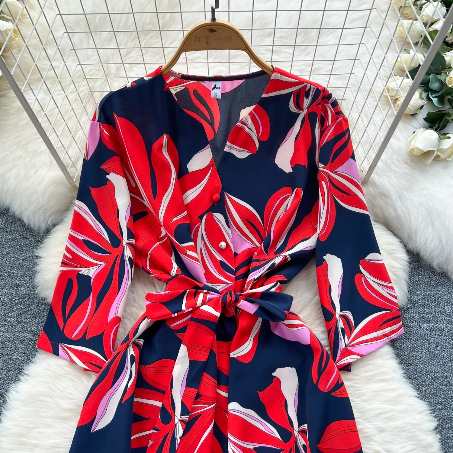 Women's Summer V-Neck Short Sleeve Lace-Up Waist Slim Fit Wide-Leg Printed Jumpsuit with Loose Straight Leg Design