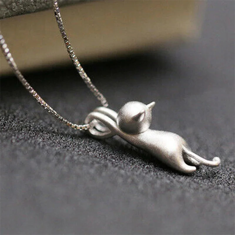 Cute Cat Pendant Necklace for Women Trendy Y2K Animal Jewelry Daily Wear and Party Accessories Gift
