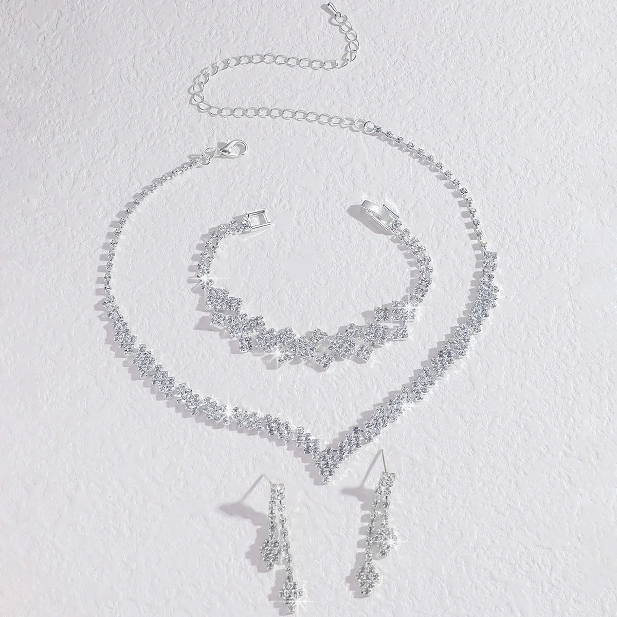 3pcs Bridal Jewelry Set Silver Plated Rhinestone Clutch Bracelet and Tassel Earrings Wedding Jewelry Gift