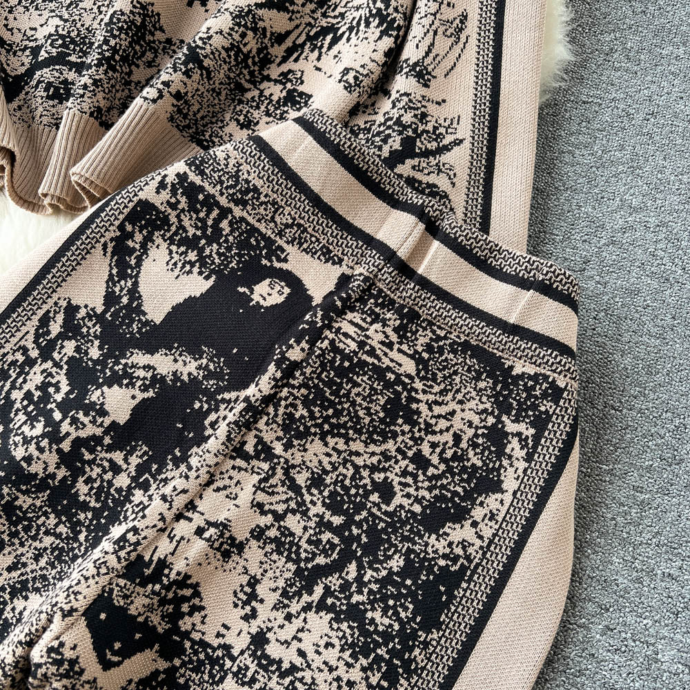 Casual Women Two Piece Knitted Tracksuit Set with Elegant Sweater and Pants for Winter Comfort